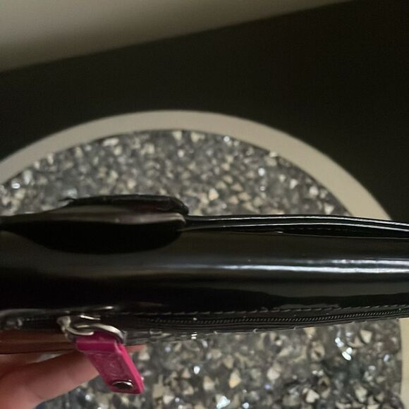 Hello Kitty face Sanrio Black and Pink patent Wallet sleek trifold kawaii - Picture 10 of 11